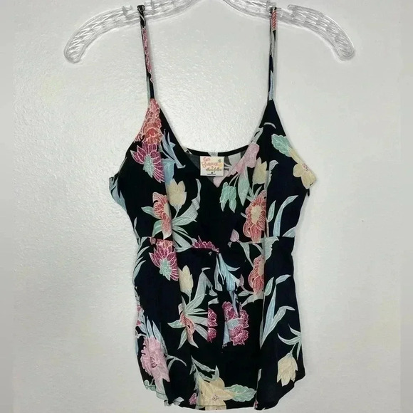 Go Barefoot by Others Follow Black Tropical Floral Botanical Tank - Picture 2 of 5